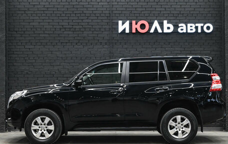Toyota Land Cruiser Prado 150 рестайлинг 2, 2016 год, 3 600 000 рублей, 8 фотография