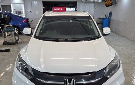 Honda Vezel, 2015 год, 1 750 000 рублей, 2 фотография