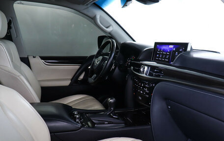 Lexus LX III, 2016 год, 6 490 000 рублей, 9 фотография