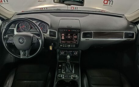 Volkswagen Touareg III, 2016 год, 2 499 000 рублей, 9 фотография