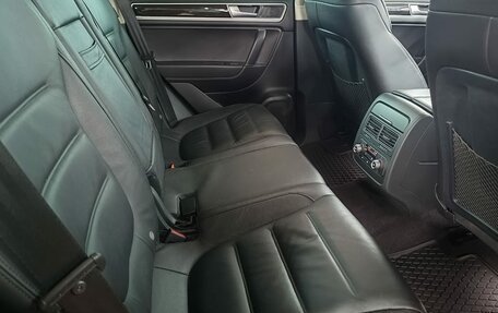 Volkswagen Touareg III, 2016 год, 2 499 000 рублей, 21 фотография