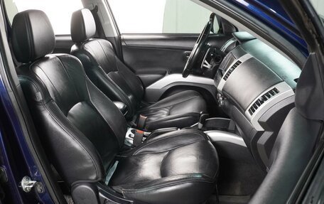 Mitsubishi Outlander III рестайлинг 3, 2011 год, 1 154 000 рублей, 8 фотография