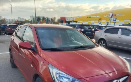 Hyundai Solaris II рестайлинг, 2012 год, 900 000 рублей, 7 фотография