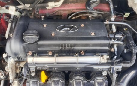 Hyundai Solaris II рестайлинг, 2012 год, 900 000 рублей, 28 фотография