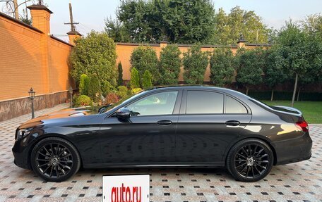 Mercedes-Benz E-Класс, 2021 год, 6 000 000 рублей, 4 фотография