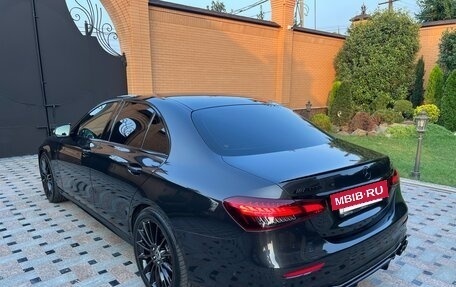 Mercedes-Benz E-Класс, 2021 год, 6 000 000 рублей, 8 фотография