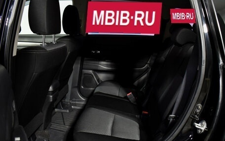 Mitsubishi Outlander III рестайлинг 3, 2017 год, 1 925 000 рублей, 11 фотография