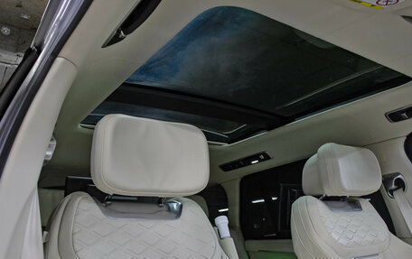 Land Rover Range Rover IV рестайлинг, 2023 год, 21 700 000 рублей, 19 фотография