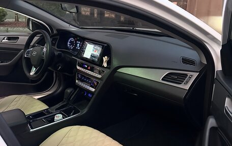 Hyundai Sonata VII, 2017 год, 1 700 000 рублей, 8 фотография