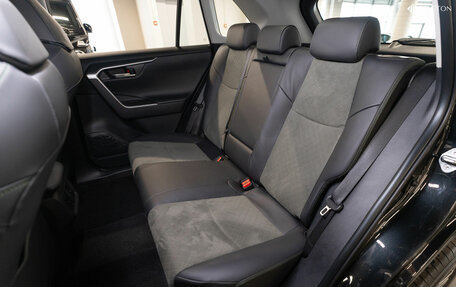 Toyota RAV4, 2025 год, 4 300 000 рублей, 13 фотография