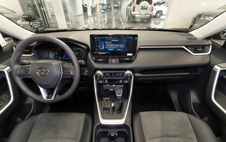 Toyota RAV4, 2025 год, 4 300 000 рублей, 8 фотография