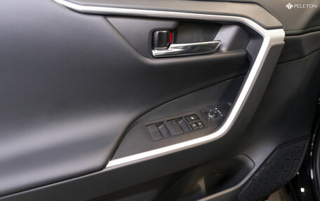 Toyota RAV4, 2025 год, 4 300 000 рублей, 15 фотография