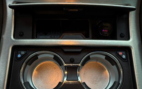 Cadillac Escalade III, 2010 год, 1 495 000 рублей, 15 фотография