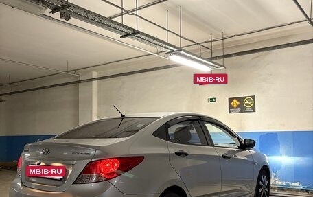 Hyundai Solaris II рестайлинг, 2013 год, 900 000 рублей, 6 фотография