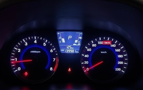 Hyundai Solaris II рестайлинг, 2013 год, 900 000 рублей, 14 фотография