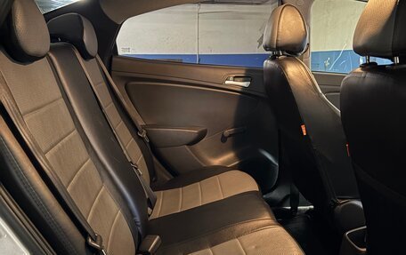 Hyundai Solaris II рестайлинг, 2013 год, 900 000 рублей, 17 фотография