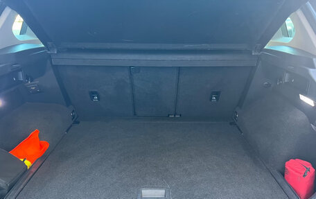 Volkswagen Tiguan II, 2022 год, 3 800 000 рублей, 7 фотография