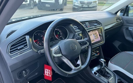 Volkswagen Tiguan II, 2022 год, 3 800 000 рублей, 12 фотография