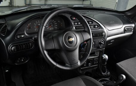 Chevrolet Niva I рестайлинг, 2016 год, 784 000 рублей, 6 фотография