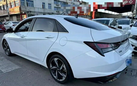 Hyundai Elantra, 2022 год, 1 340 000 рублей, 4 фотография