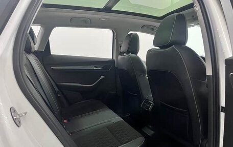 Skoda Karoq I, 2021 год, 1 800 000 рублей, 12 фотография