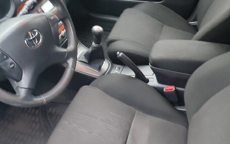 Toyota Avensis III рестайлинг, 2007 год, 850 000 рублей, 2 фотография