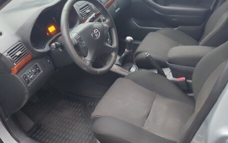 Toyota Avensis III рестайлинг, 2007 год, 850 000 рублей, 12 фотография