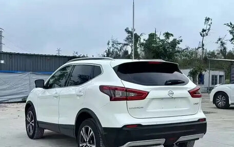 Nissan Qashqai, 2022 год, 1 675 000 рублей, 6 фотография