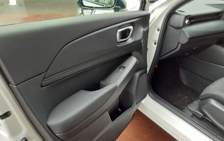 Honda Vezel, 2022 год, 1 720 050 рублей, 16 фотография