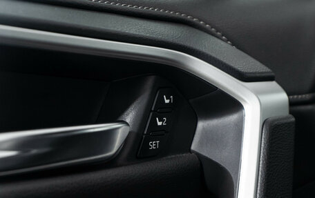 Toyota RAV4, 2021 год, 3 550 000 рублей, 16 фотография