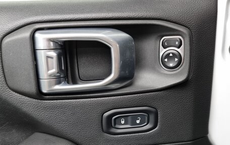 Jeep Wrangler, 2021 год, 3 659 001 рублей, 18 фотография