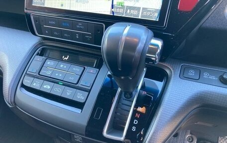 Honda Stepwgn IV, 2022 год, 2 850 000 рублей, 15 фотография