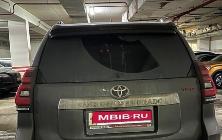 Toyota Land Cruiser Prado 150 рестайлинг 2, 2019 год, 5 700 000 рублей, 3 фотография