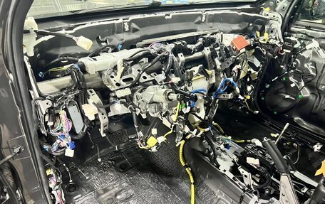 Toyota Land Cruiser Prado 150 рестайлинг 2, 2019 год, 5 700 000 рублей, 25 фотография