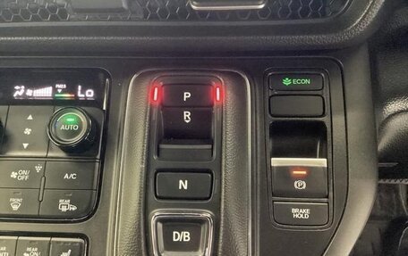 Honda Stepwgn, 2022 год, 3 200 000 рублей, 12 фотография