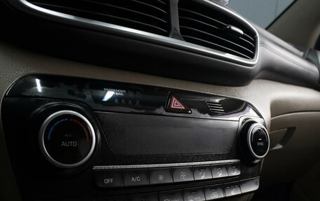 Hyundai Tucson III, 2018 год, 2 200 000 рублей, 16 фотография