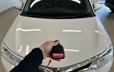 Toyota Corolla, 2015 год, 1 349 000 рублей, 28 фотография