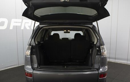 Mitsubishi Outlander III рестайлинг 3, 2007 год, 1 200 000 рублей, 17 фотография