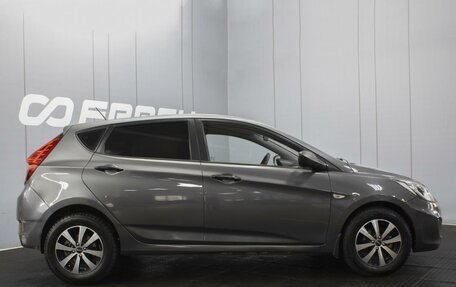 Hyundai Solaris II рестайлинг, 2012 год, 450 000 рублей, 5 фотография