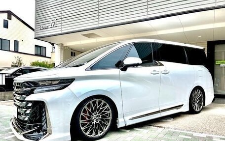 Toyota Vellfire, 2025 год, 6 600 000 рублей, 3 фотография