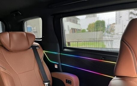 Toyota Vellfire, 2025 год, 6 600 000 рублей, 36 фотография