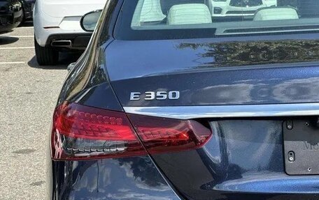 Mercedes-Benz E-Класс, 2022 год, 3 402 000 рублей, 10 фотография