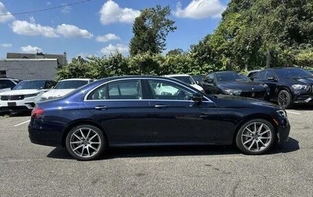 Mercedes-Benz E-Класс, 2022 год, 3 402 000 рублей, 6 фотография