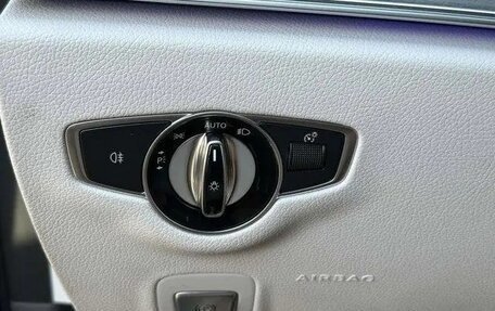 Mercedes-Benz E-Класс, 2022 год, 3 402 000 рублей, 19 фотография