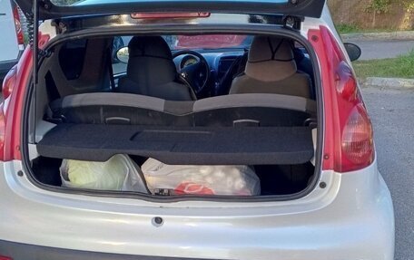 Peugeot 107 I рестайлинг, 2011 год, 300 000 рублей, 3 фотография