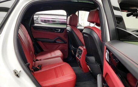 Porsche Cayenne III, 2021 год, 7 999 001 рублей, 17 фотография