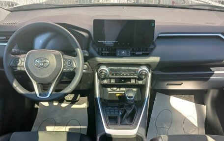 Toyota RAV4, 2025 год, 4 950 000 рублей, 11 фотография