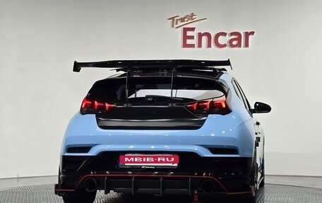 Hyundai Veloster II, 2022 год, 2 290 001 рублей, 3 фотография