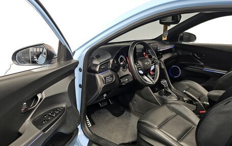 Hyundai Veloster II, 2022 год, 2 290 001 рублей, 9 фотография