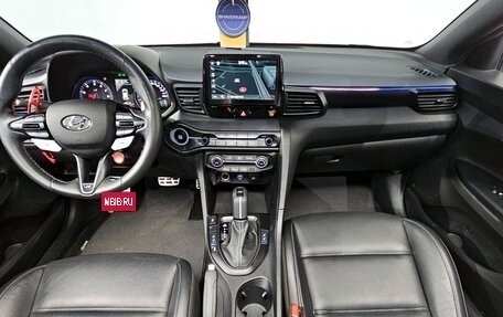 Hyundai Veloster II, 2022 год, 2 290 001 рублей, 8 фотография